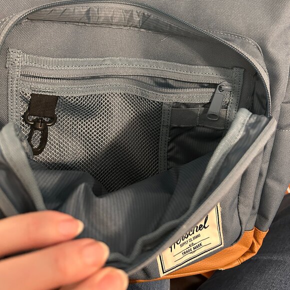 Herschel Backpack Blue w/ Tan Faux Leather Base – Good Condition - Picture 8 of 10